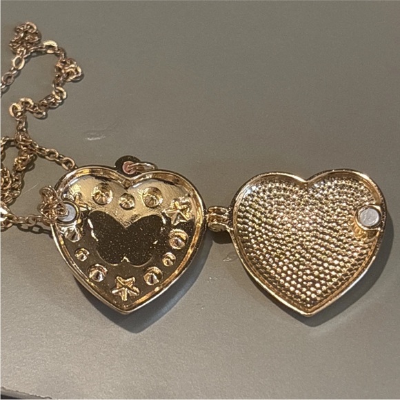 Pink Butterfly Heart Locket Necklace | Gold Plated | Cute Gift Jewelry | New - Picture 8 of 9